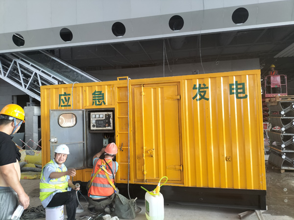 嘉陵怎样判断空气滤清器是否需要更换？